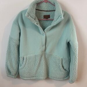 Koolaburra Mint Green Fleece Sweatshirt